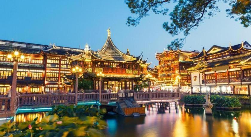 Tree Express Bund Yuyuan Xiaonanmen Metro Station Hotel 3*